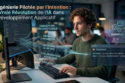 Développeur assis à son bureau flux lumineux et textes sur lIA et lingénierie pilotée par lintention autour de lui